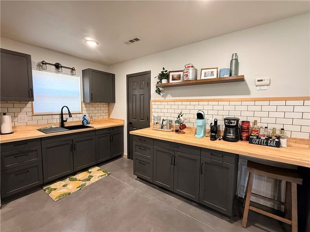 178 Madison 2615, Huntsville, AR 72740