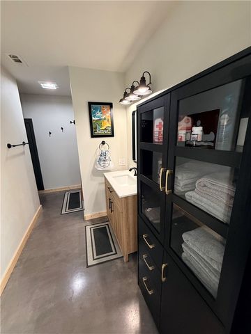 178 Madison 2615, Huntsville, AR 72740