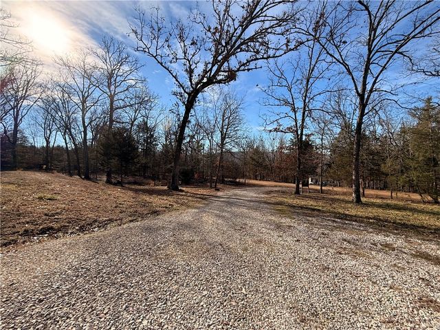 178 Madison 2615, Huntsville, AR 72740