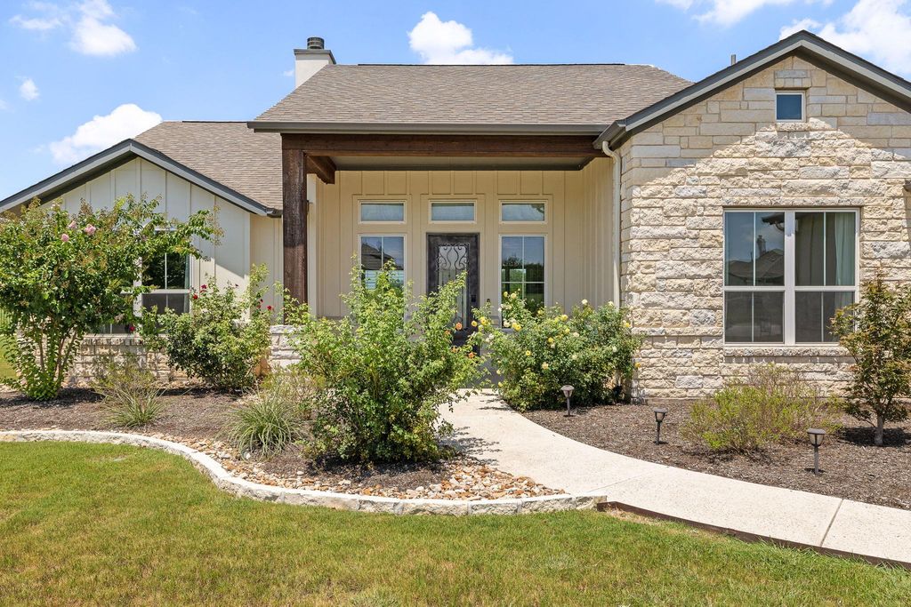 804 Umbrella Sky, Liberty Hill, TX 78642