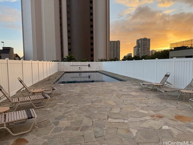 2525 Date Street 3305, Honolulu, HI 96826