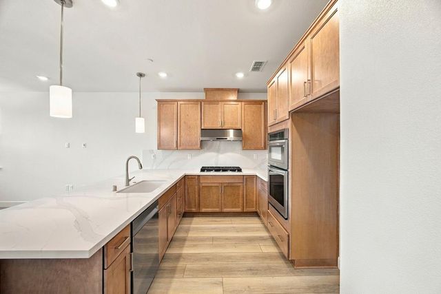 706 Morning View, Daly City, CA 94014