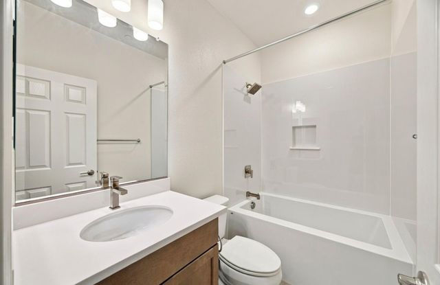 706 Morning View, Daly City, CA 94014