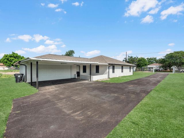 12922 Mcnair Street, Houston, TX 77015