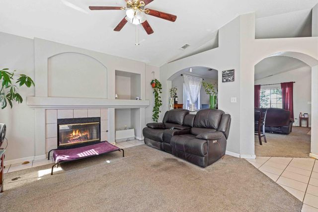 5208 San Tropez Dr, Salida, CA 95368