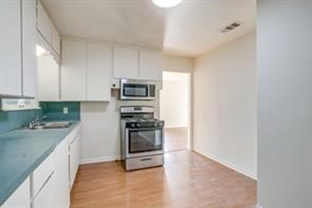 201 N Normandale Street, White Settlement, TX 76108