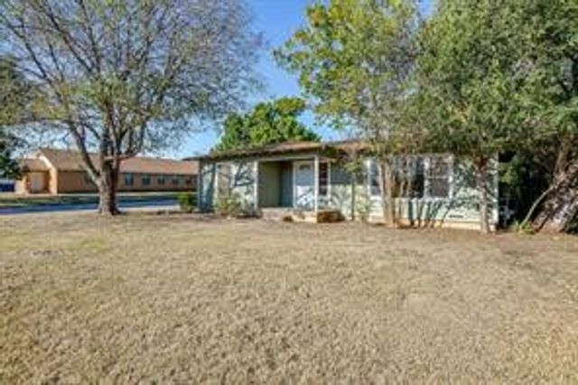 201 N Normandale Street, White Settlement, TX 76108