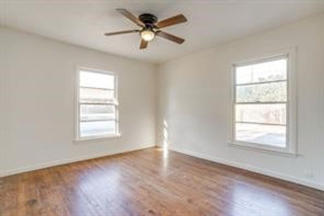 201 N Normandale Street, White Settlement, TX 76108