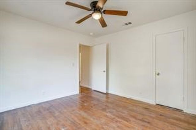 201 N Normandale Street, White Settlement, TX 76108