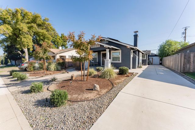 1036 N Adoline Avenue, Fresno, CA 93728