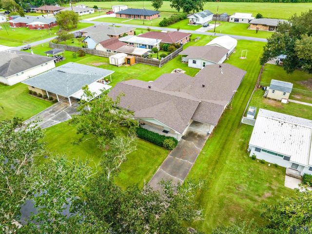 124 Lecompte Drive, Bourg, LA 70343