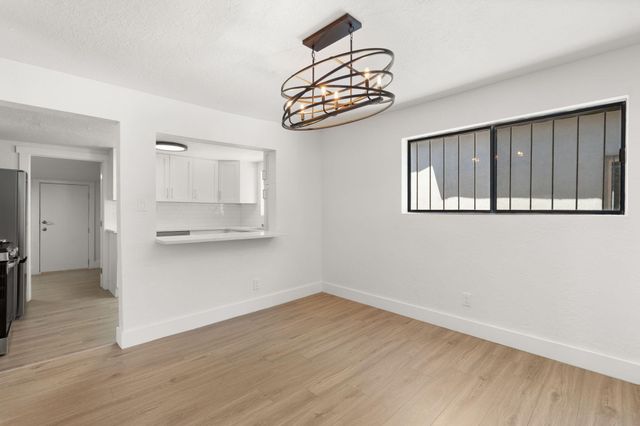 619 5th Street SW, Albuquerque, NM 87102