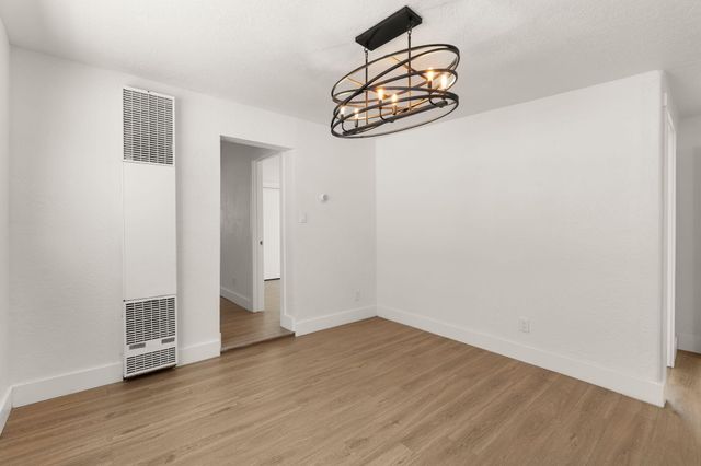 619 5th Street SW, Albuquerque, NM 87102