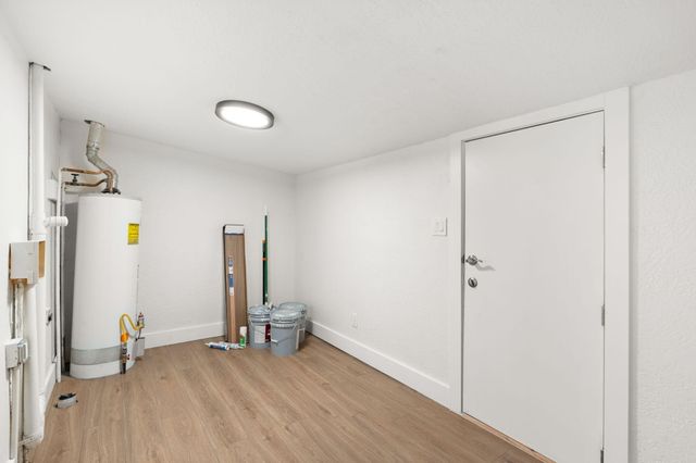 619 5th Street SW, Albuquerque, NM 87102