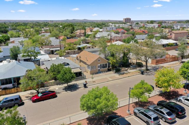 619 5th Street SW, Albuquerque, NM 87102