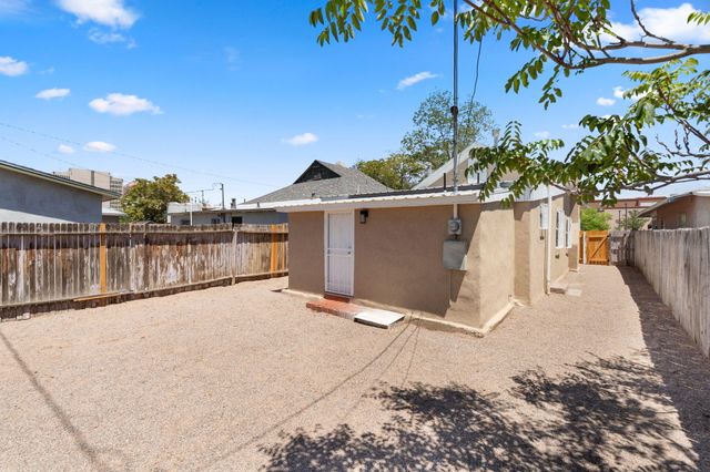 619 5th Street SW, Albuquerque, NM 87102