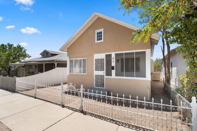 619 5th Street SW, Albuquerque, NM 87102
