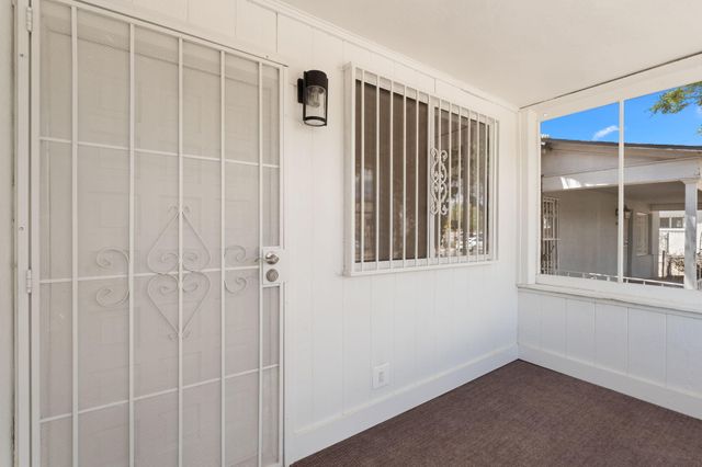 619 5th Street SW, Albuquerque, NM 87102