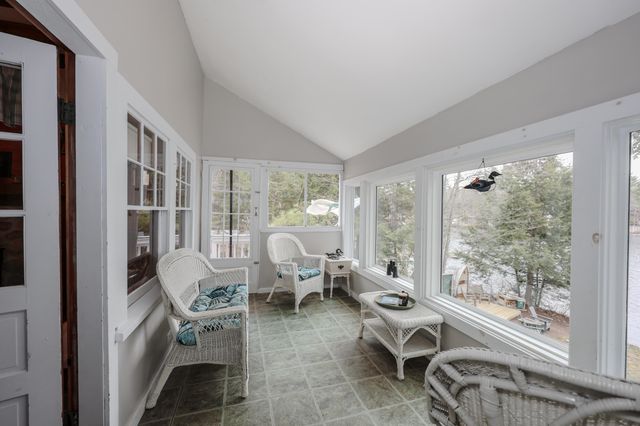 44 W Huntress Pond Road, Barnstead, NH 03225