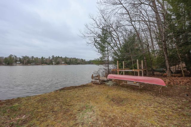 44 W Huntress Pond Road, Barnstead, NH 03225