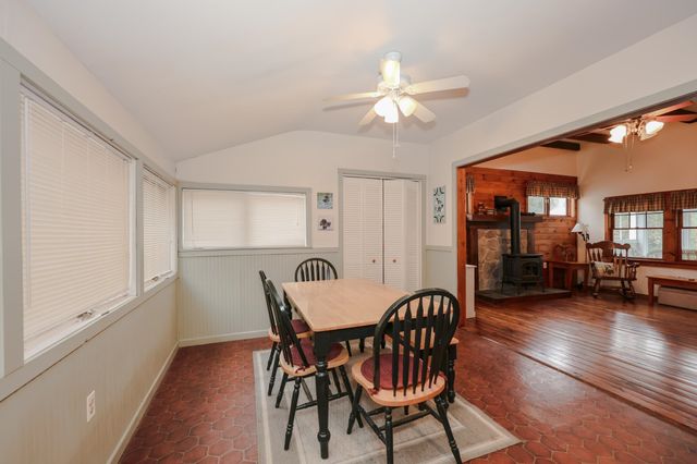 44 W Huntress Pond Road, Barnstead, NH 03225