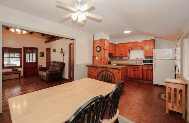 44 W Huntress Pond Road, Barnstead, NH 03225