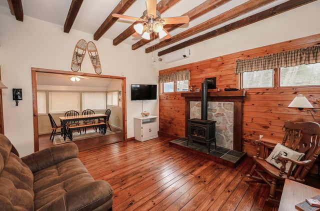44 W Huntress Pond Road, Barnstead, NH 03225