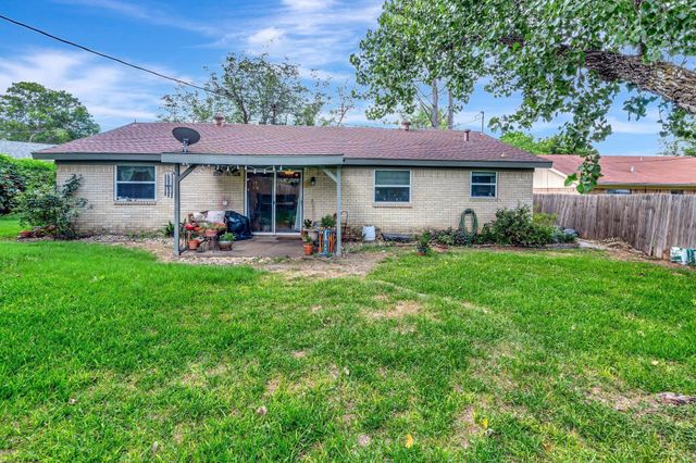 5913 Cathy Court, Watauga, TX 76148