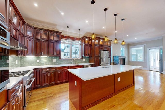 169 Sumner Street, Quincy, MA 02169