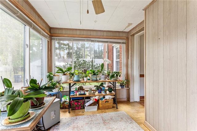 21 Rens RD, Poquoson, VA 23662