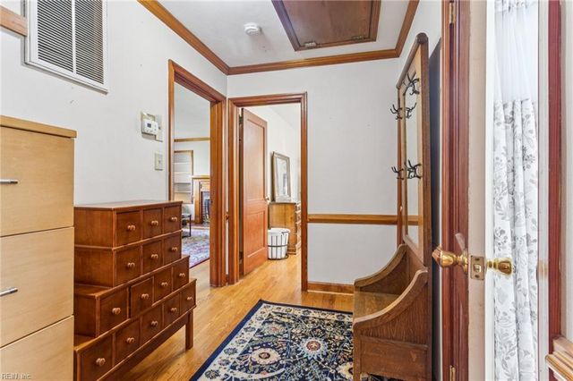 21 Rens RD, Poquoson, VA 23662