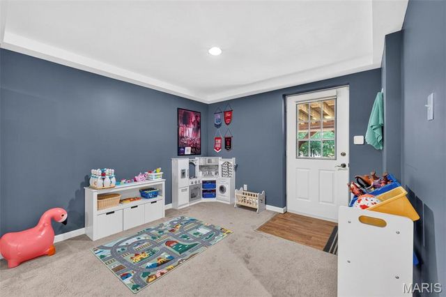 404 Silver Maple Court, Fenton, MO 63026