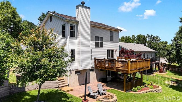 404 Silver Maple Court, Fenton, MO 63026