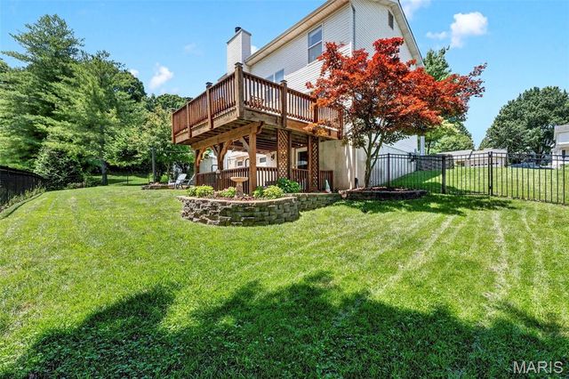 404 Silver Maple Court, Fenton, MO 63026