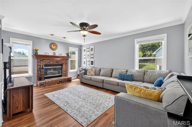 404 Silver Maple Court, Fenton, MO 63026