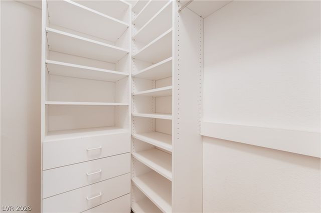 322 Laguna Glen Drive, Henderson, NV 89014