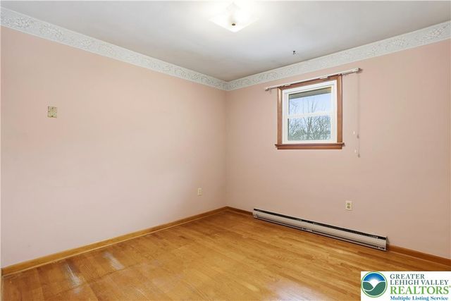 463 Linden Street, Coopersburg Boro, PA 18036