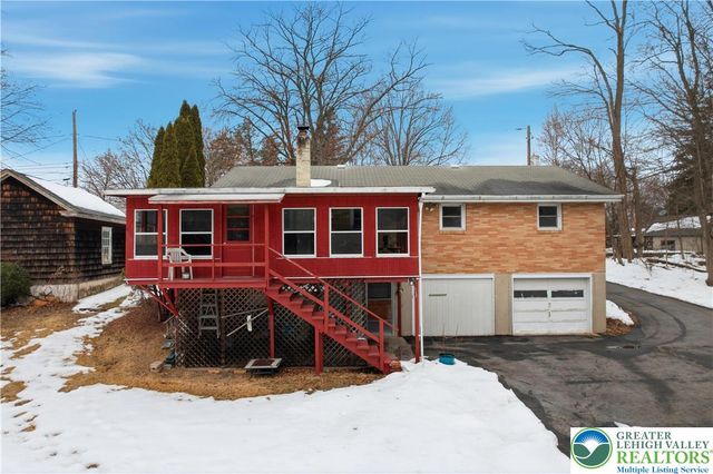 463 Linden Street, Coopersburg Boro, PA 18036