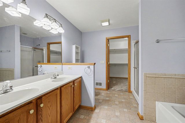 19025 W Old Us Highway 12, Chelsea, MI 48118