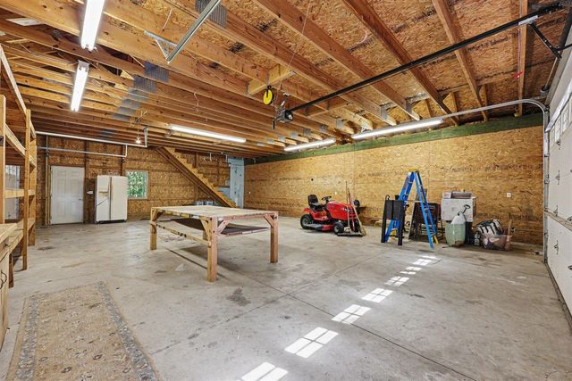 19025 W Old Us Highway 12, Chelsea, MI 48118