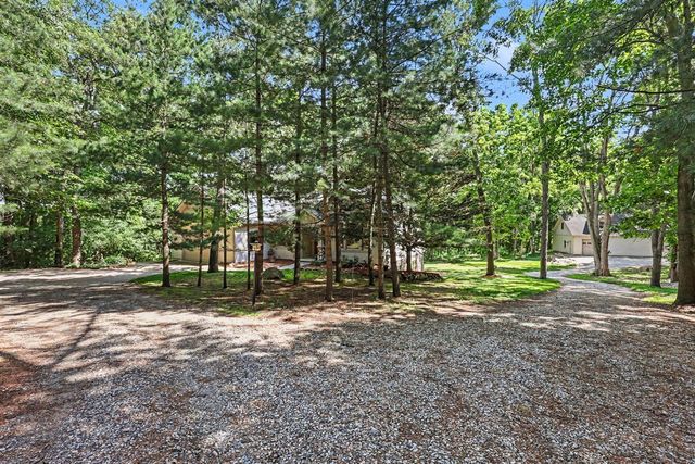 19025 W Old Us Highway 12, Chelsea, MI 48118