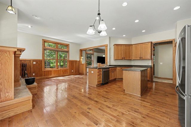 19025 W Old Us Highway 12, Chelsea, MI 48118