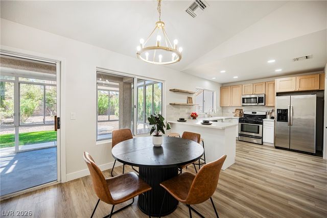 9009 Signal Terrace Drive, Las Vegas, NV 89134