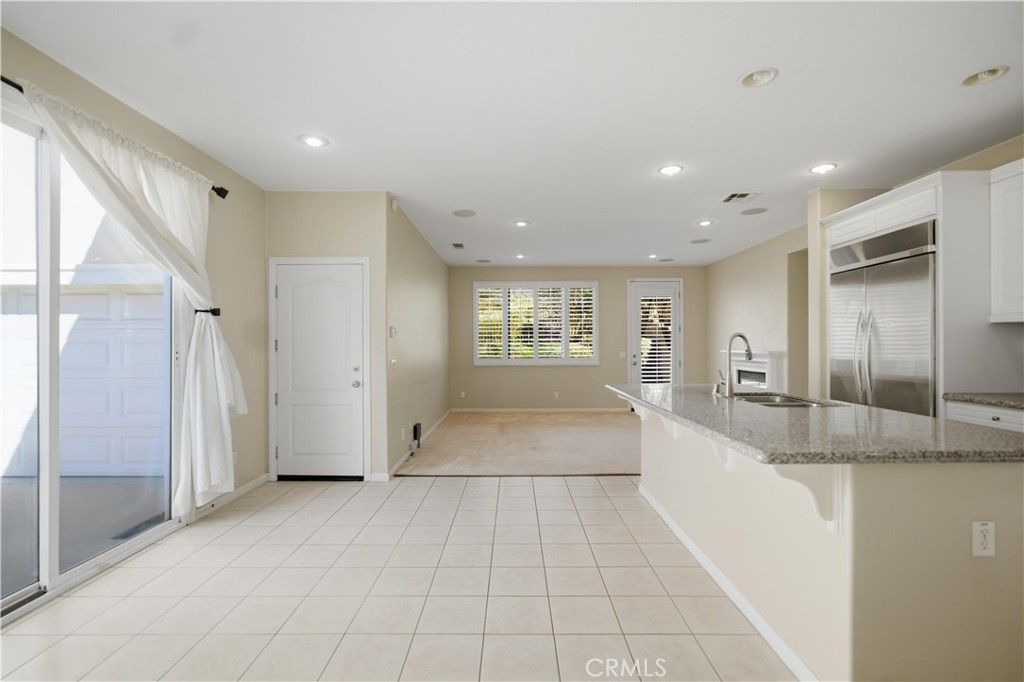 Image 13 of property listing at 653 E Gardenia Drive, Azusa, CA 91702