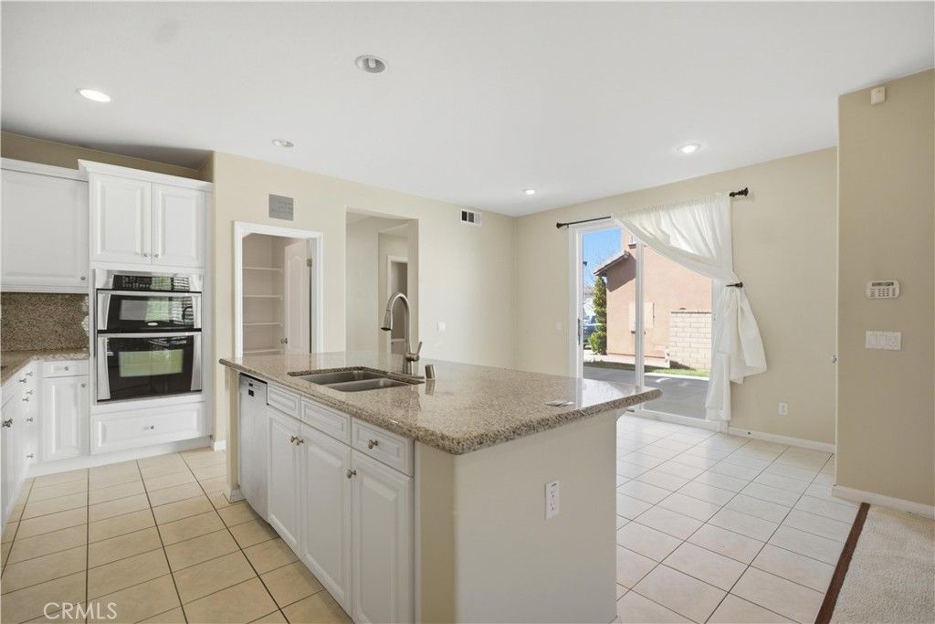 Image 18 of property listing at 653 E Gardenia Drive, Azusa, CA 91702