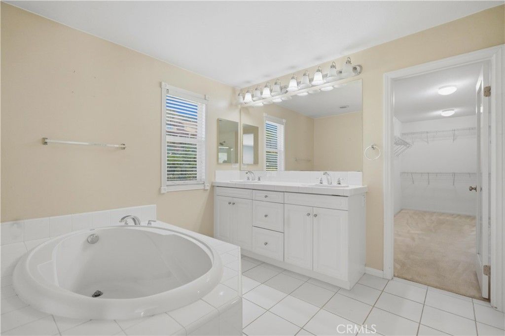 Image 43 of property listing at 653 E Gardenia Drive, Azusa, CA 91702