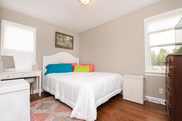 N39W27485 Hillside Grove ROAD, Pewaukee, WI 53072