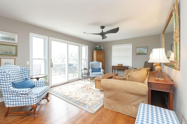 N39W27485 Hillside Grove ROAD, Pewaukee, WI 53072