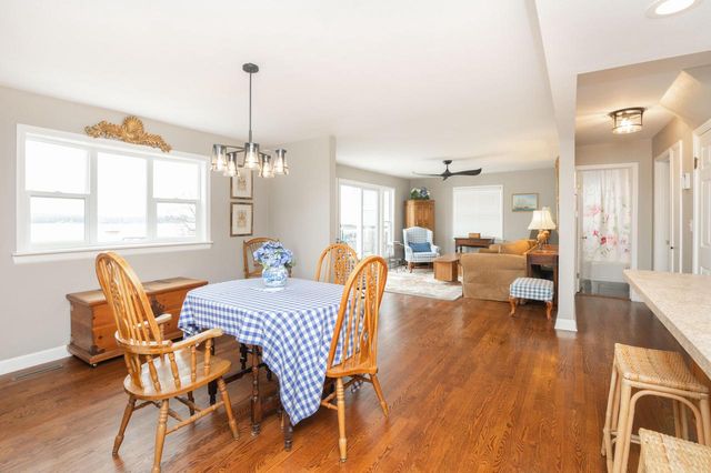 N39W27485 Hillside Grove ROAD, Pewaukee, WI 53072