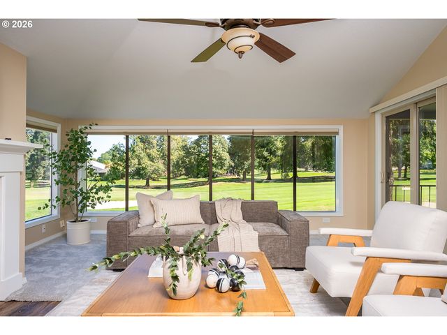 31782 Sw FAIRWAY VILLAGE Loop, Wilsonville, OR 97070